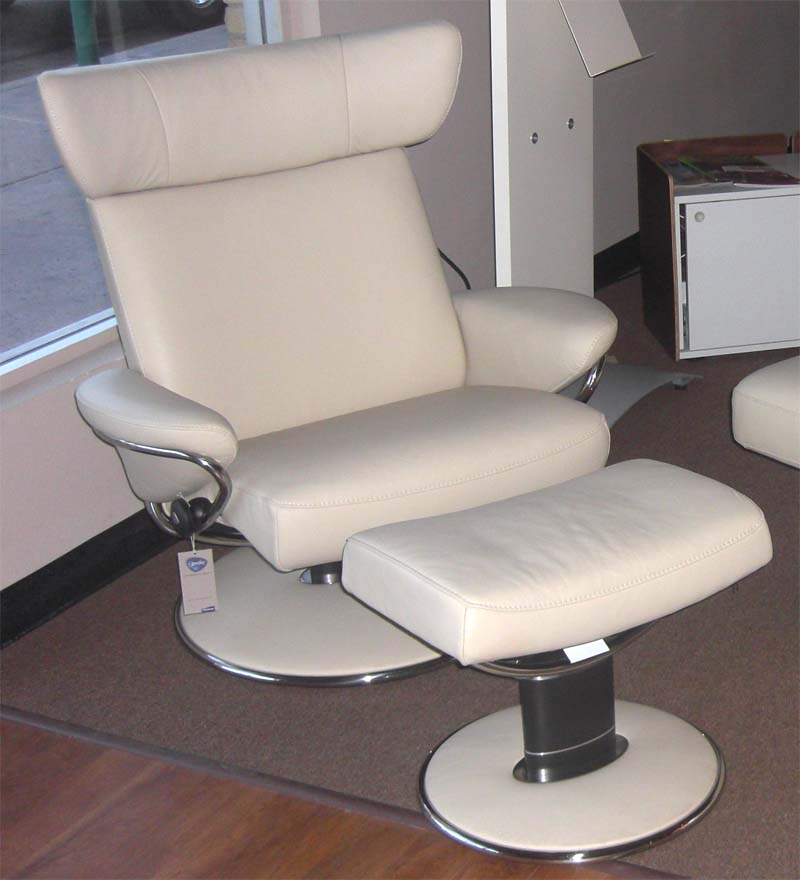 Stressless Paloma Kitt Leather Color Recliner Chair and Ottoman from Ekornes