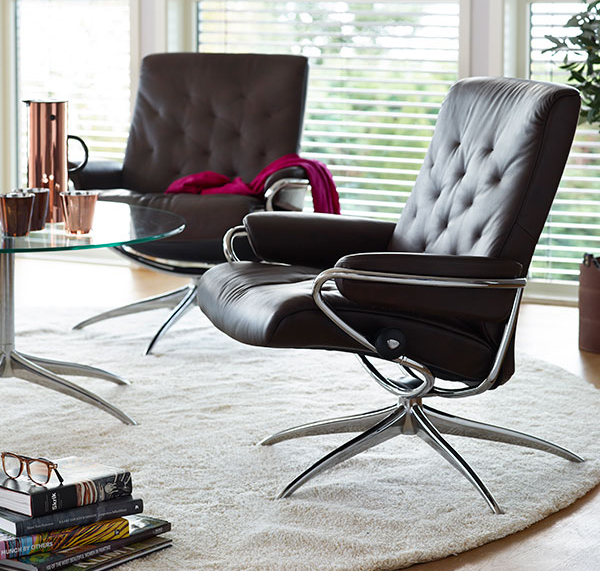 Stressless Metro Low Back Black Paloma Leather Recliner Chair by Ekornes